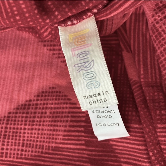 NWT LuLaRoe TC Leggings red pink Valentines Day heart tall & curvy LLR NEW - Picture 3 of 3